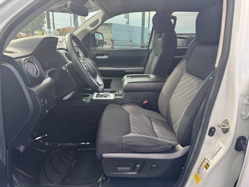 Used 2020 Toyota Tundra SR5 w/ SR5 Upgrade Package image 10