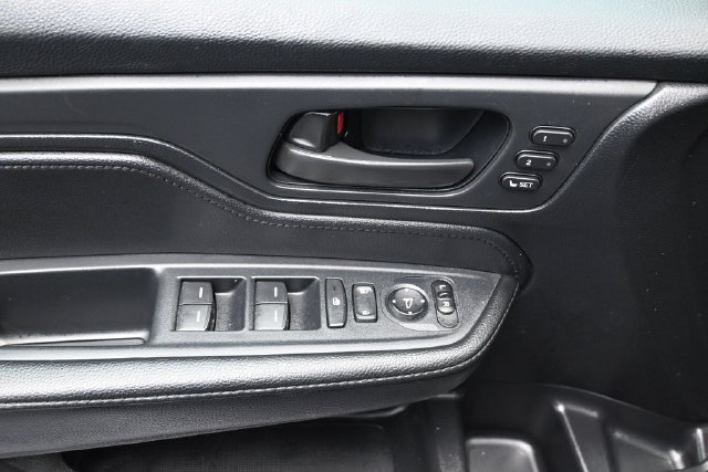 Certified 2025 Honda Odyssey Sport-L image 13