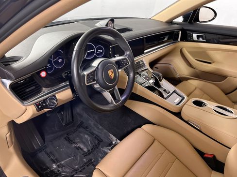 Used 2020 Porsche Panamera 4 AWD/4WD image 9