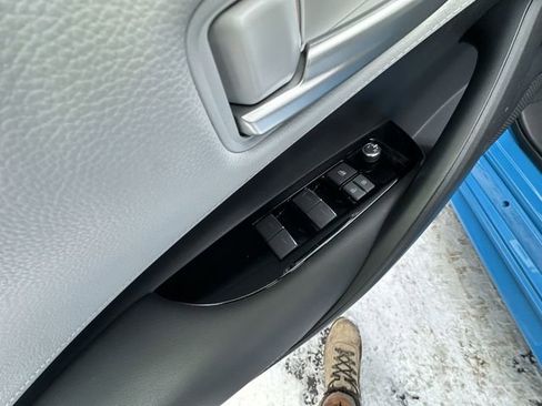 Used 2020 Toyota Corolla SE image 17