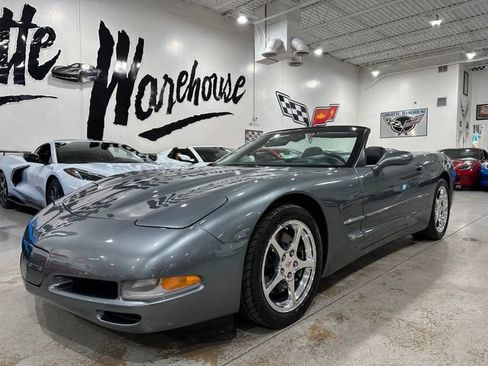 Used 2003 Chevrolet Corvette Convertible w/ Preferred Equipment Group1 RWD image 30