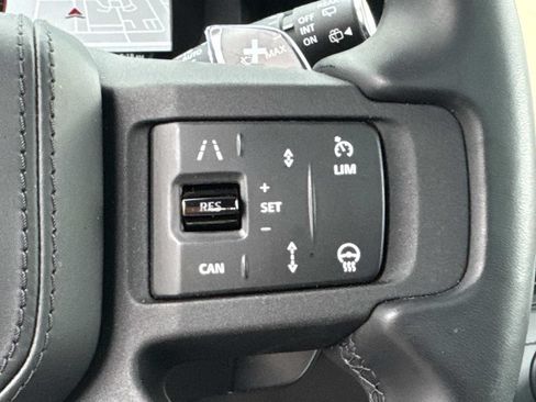 Certified 2026 Land Rover Defender 110 OCTA AWD/4WD image 29