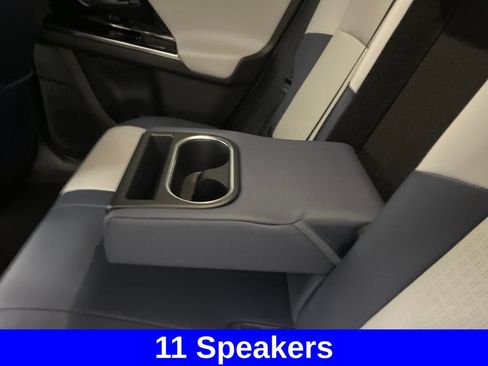 Certified 2023 Subaru Solterra AWD image 17