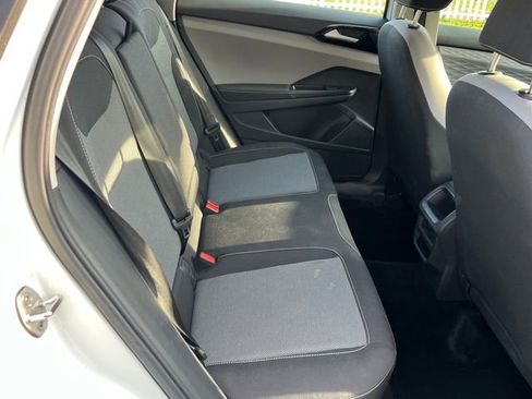 Used 2024 Volkswagen Taos S image 22