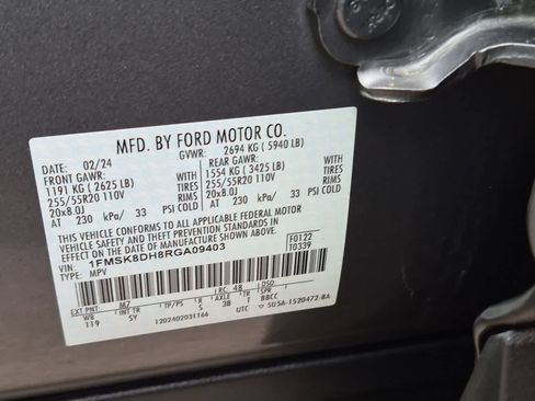Used 2024 Ford Explorer XLT w/ Equipment Group 202A AWD/4WD image 36