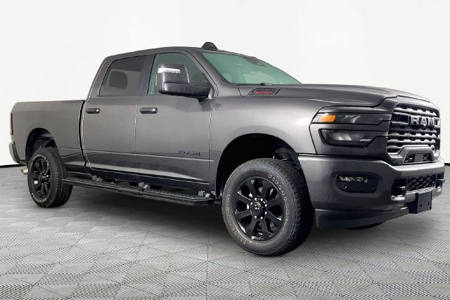 Used 2026 RAM 2500 Big Horn AWD/4WD image 2