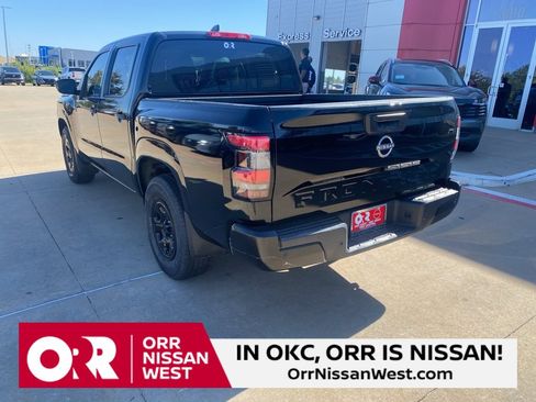 Used 2022 Nissan Frontier S w/ Technology Package image 3