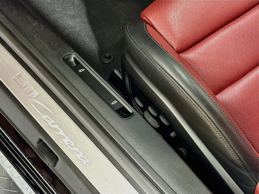 Certified 2025 Porsche 911 Carrera T RWD image 25