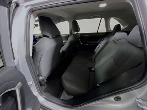 Used 2024 Toyota RAV4 LE image 29