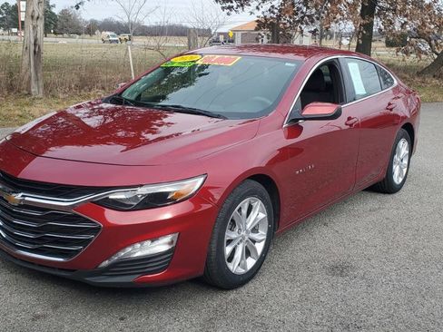 Used 2020 Chevrolet Malibu LT image 1