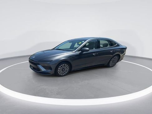 Used 2024 Hyundai Sonata Limited FWD image 4