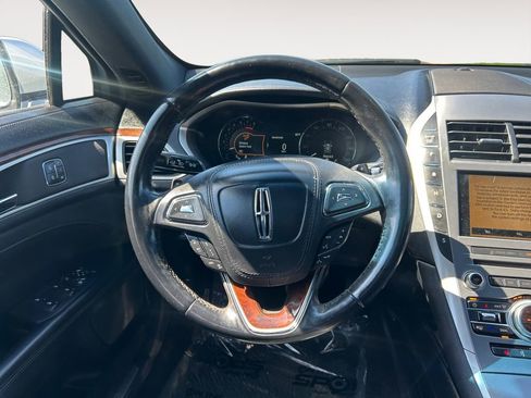 Used 2018 Lincoln MKZ Select w/ Technology Package AWD/4WD image 12