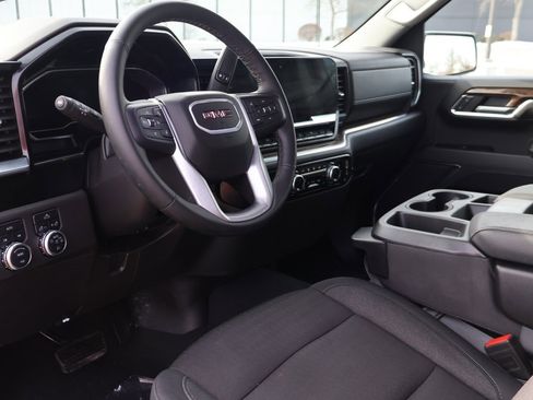 Used 2024 GMC Sierra 1500 Elevation image 25