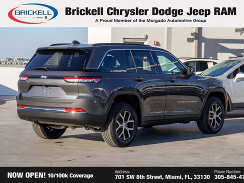 Used 2025 Jeep Grand Cherokee Limited image 5