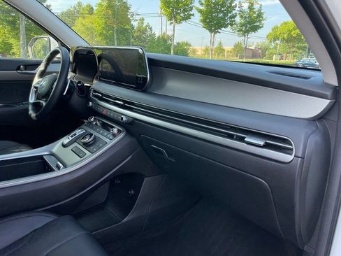 Used 2024 Hyundai Palisade SEL FWD image 32