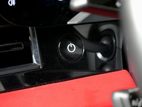 Used 2024 Porsche Taycan 4S w/ Premium Package image 22