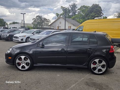 Used 2009 Volkswagen GTI 4-Door FWD image 4