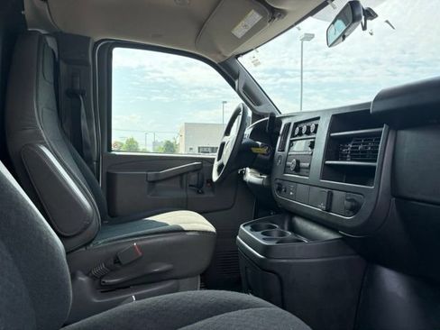 Used 2025 Chevrolet Express 2500 w/ Driver Convenience Package RWD image 21