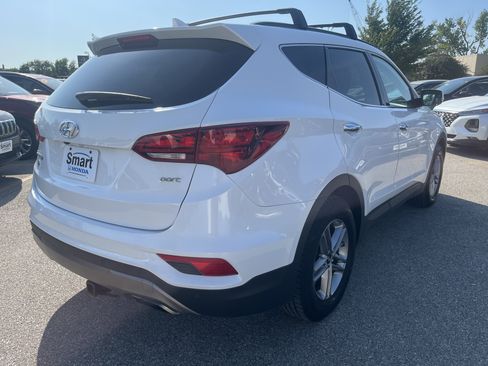 Used 2017 Hyundai Santa Fe Sport w/ 2.4L Tech Package 04 FWD image 5
