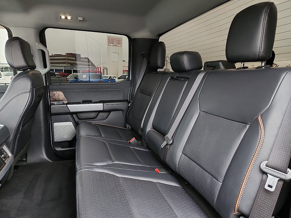 Used 2025 Ford F250 Lariat w/ FX4 Off-Road Package AWD/4WD image 6