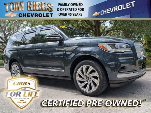 Used 2024 Lincoln Navigator Reserve AWD/4WD image 1