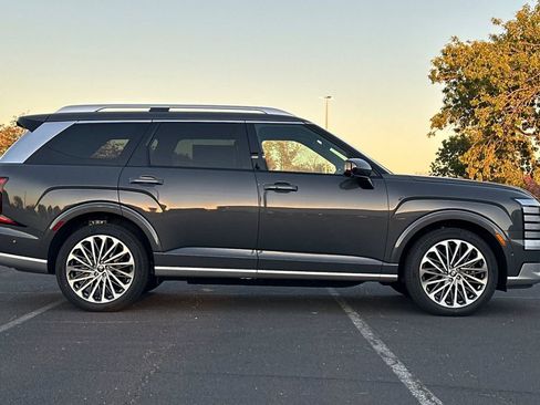 New 2026 Hyundai Palisade Calligraphy image 3