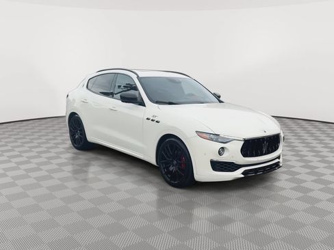Used 2022 Maserati Levante GT AWD/4WD image 2