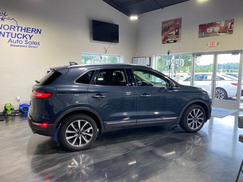 Used 2019 Lincoln MKC Reserve w/ MKC Climate Package AWD/4WD image 2
