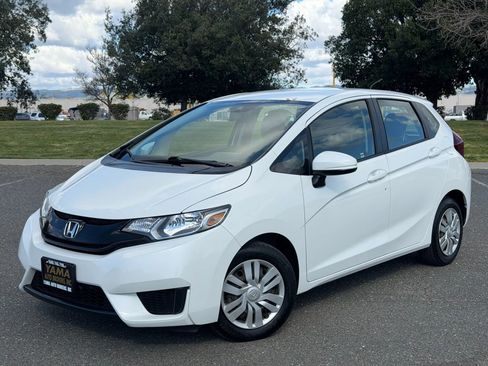 Used 2017 Honda Fit LX image 1