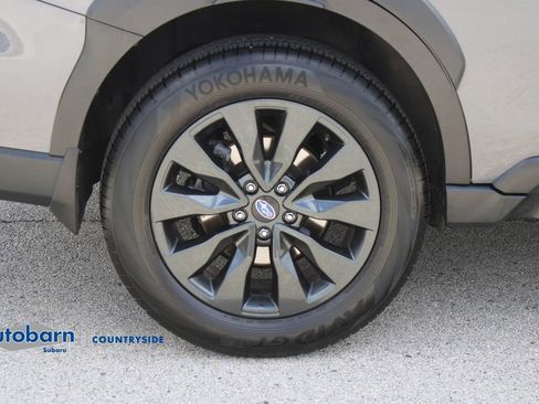 Certified 2023 Subaru Outback Onyx Edition AWD/4WD image 32