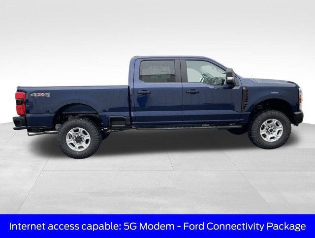 New 2027 Ford F350 XL w/ XL Off-Road 35" Tire Pakckage AWD/4WD image 6
