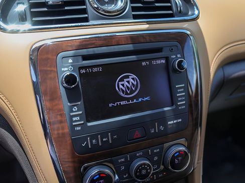 Used 2015 Buick Enclave Leather FWD image 19