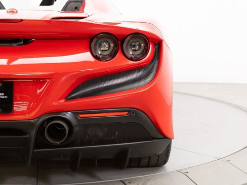 Certified 2022 Ferrari F8 Tributo image 39