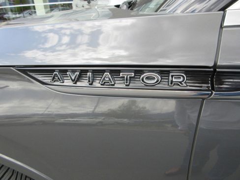 Used 2021 Lincoln Aviator Black Label w/ Dynamic Handling Package AWD/4WD image 3