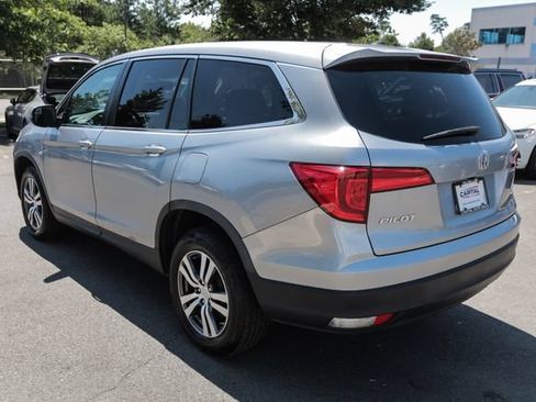 Used 2017 Honda Pilot EX-L image 10