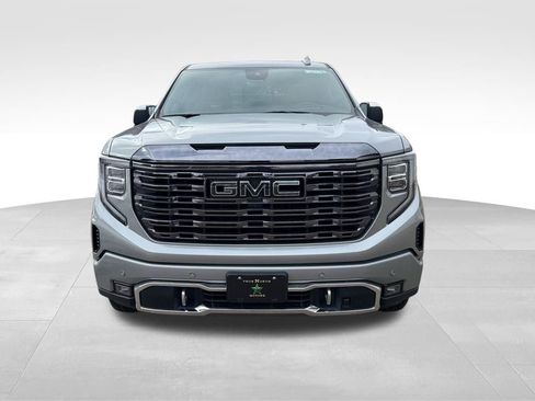 Used 2024 GMC Sierra 1500 Denali Ultimate image 3