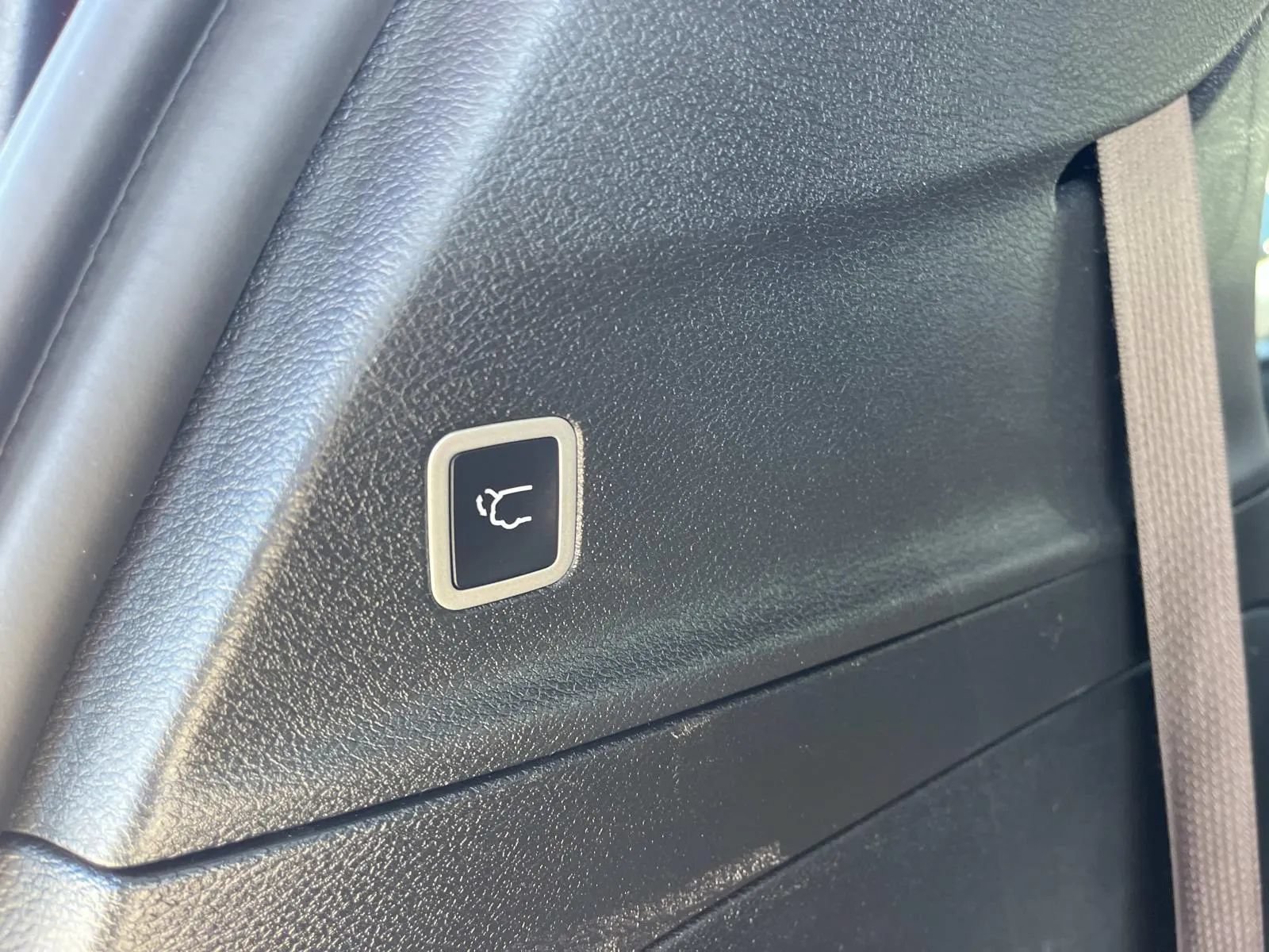 Used 2025 Chrysler Pacifica Select FWD image 20