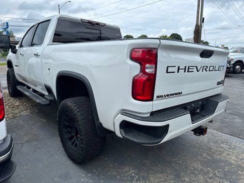 Used 2020 Chevrolet Silverado 2500 High Country w/ Z71 Off-Road Package AWD/4WD image 2