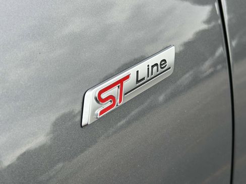 Used 2023 Ford Escape ST-Line Elite w/ Premium Technology Package AWD/4WD image 8