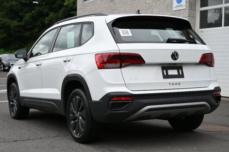 Used 2024 Volkswagen Taos S FWD image 3