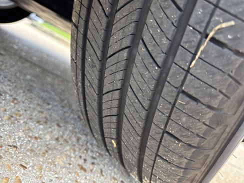 Used 2024 Toyota RAV4 XLE image 9