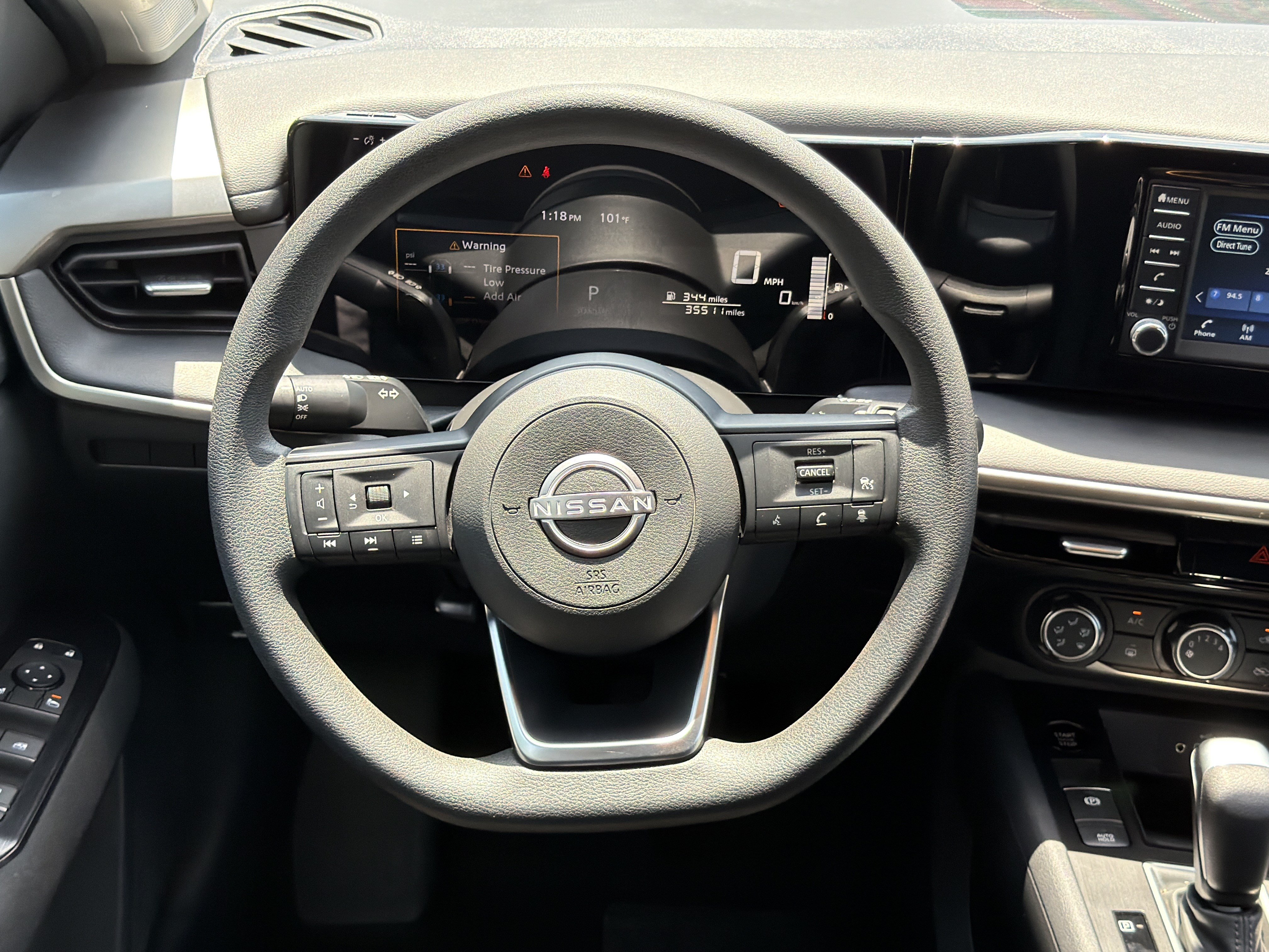 Used 2025 Nissan Kicks S AWD/4WD image 24
