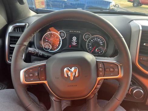 New 2026 RAM 1500 4x4 Crew Cab image 18