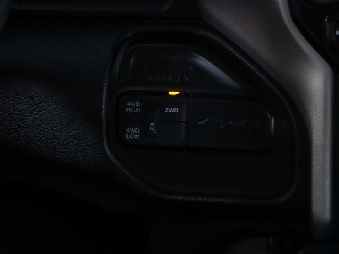 Used 2023 RAM 3500 Laramie AWD/4WD image 22