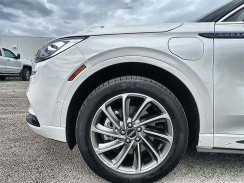 Certified 2022 Lincoln Corsair Grand Touring w/ Elements Technology Bundle image 25