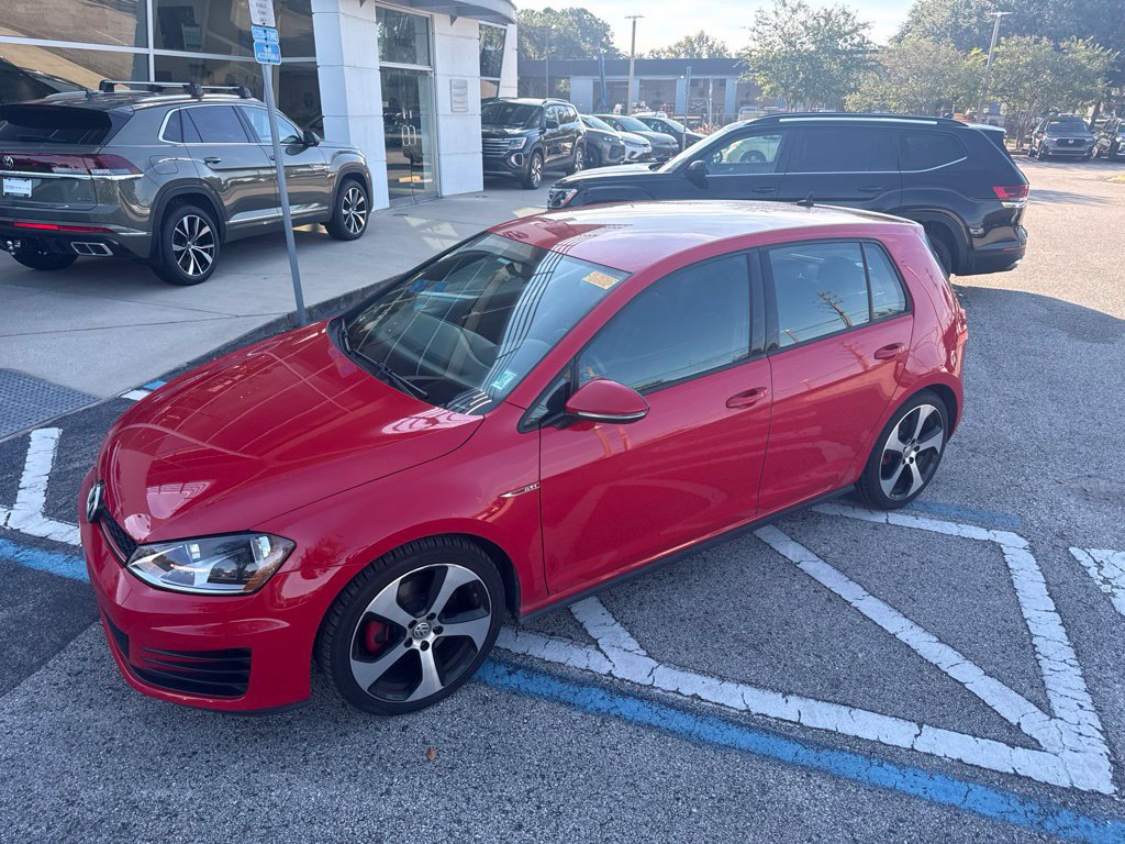 Used 2017 Volkswagen GTI S FWD image 31