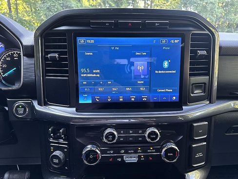 Used 2022 Ford F150 XLT w/ Equipment Group 302A High AWD/4WD image 16