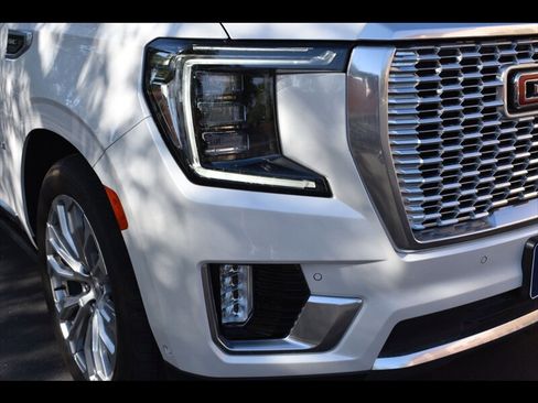 Used 2024 GMC Yukon Denali w/ Denali Reserve Package AWD/4WD image 49