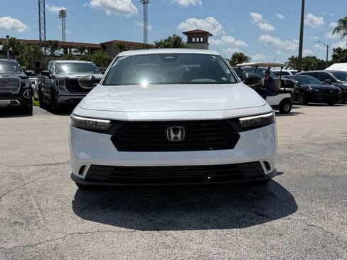 Used 2024 Honda Accord EX image 3
