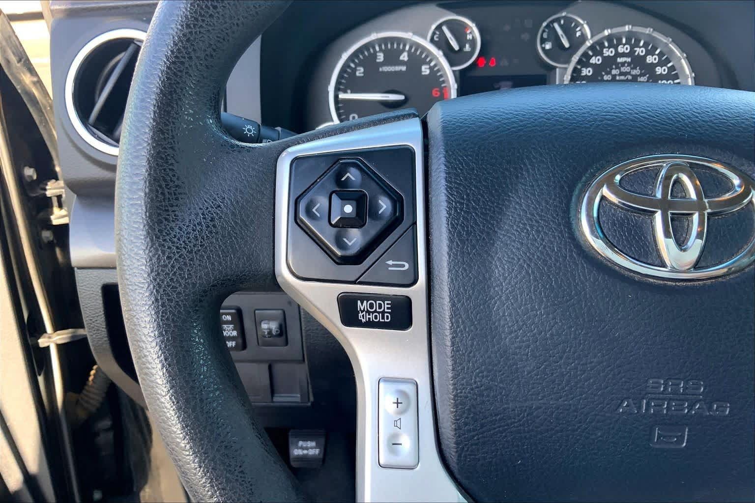 Used 2014 Toyota Tundra SR5 w/ SR5 Upgrade Package AWD/4WD image 24